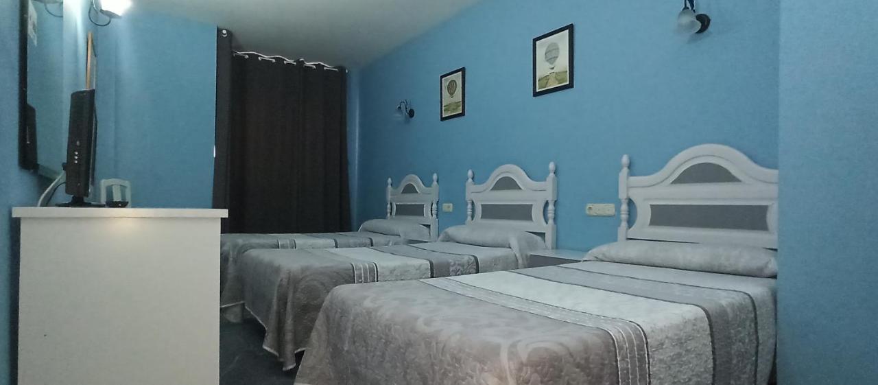 Hostal San Antonio Iscar Eksteriør bilde